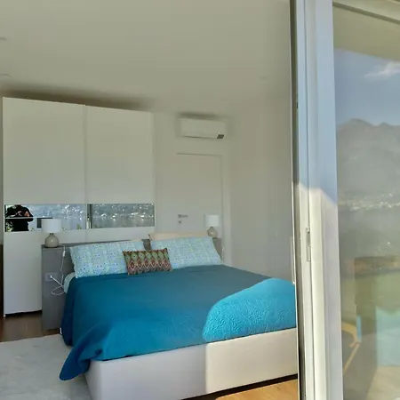 Apartment Elda With Garden And View *