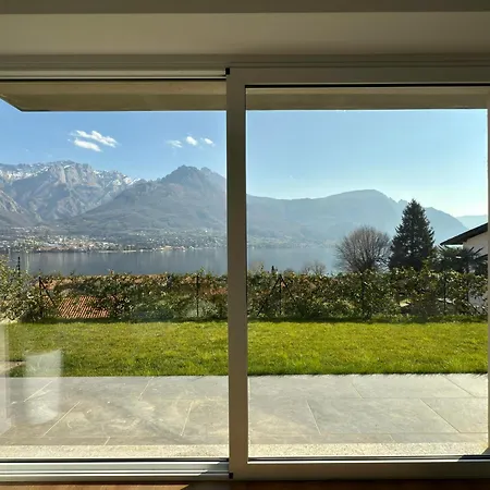 Apartment Elda With Garden And View