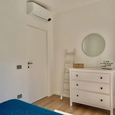 Apartment Elda With Garden And View Onno