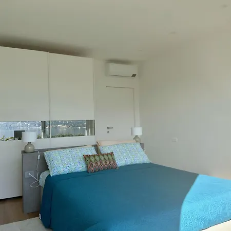 Elda With Garden And View *