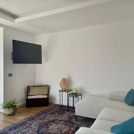 Elda With Garden And View * Onno