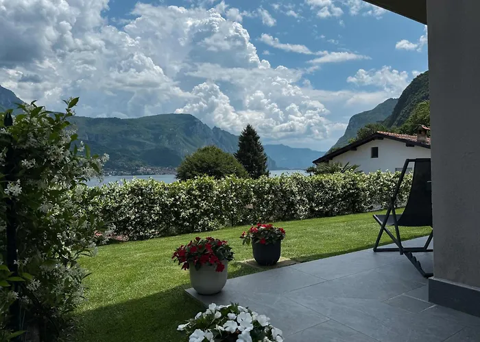 Elda With Garden And View *