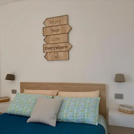 Elda With Garden And View Onno