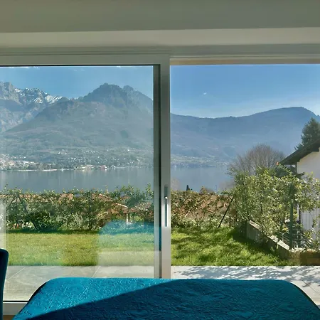 Elda With Garden And View