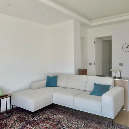 Elda With Garden And View Onno